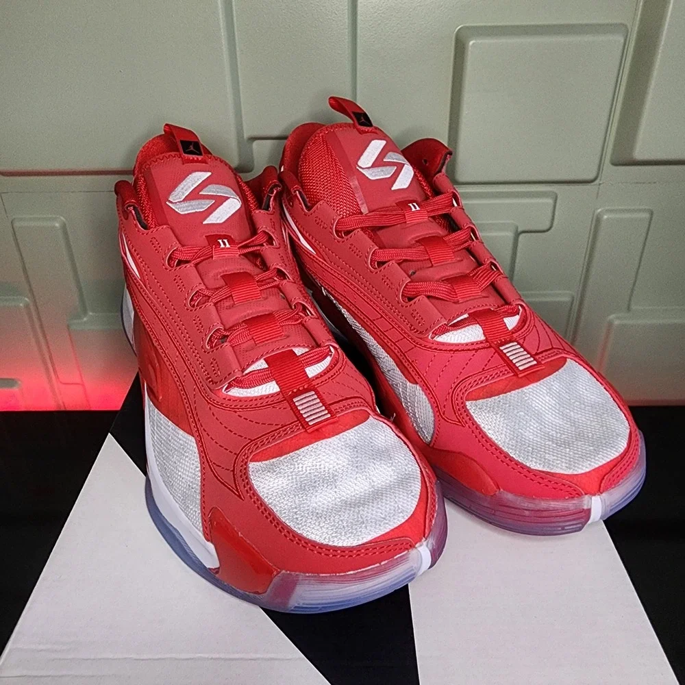 Jordan Luka 2 TB Basketball Shoes Mens 11.5 University Red White FN7400-160 New